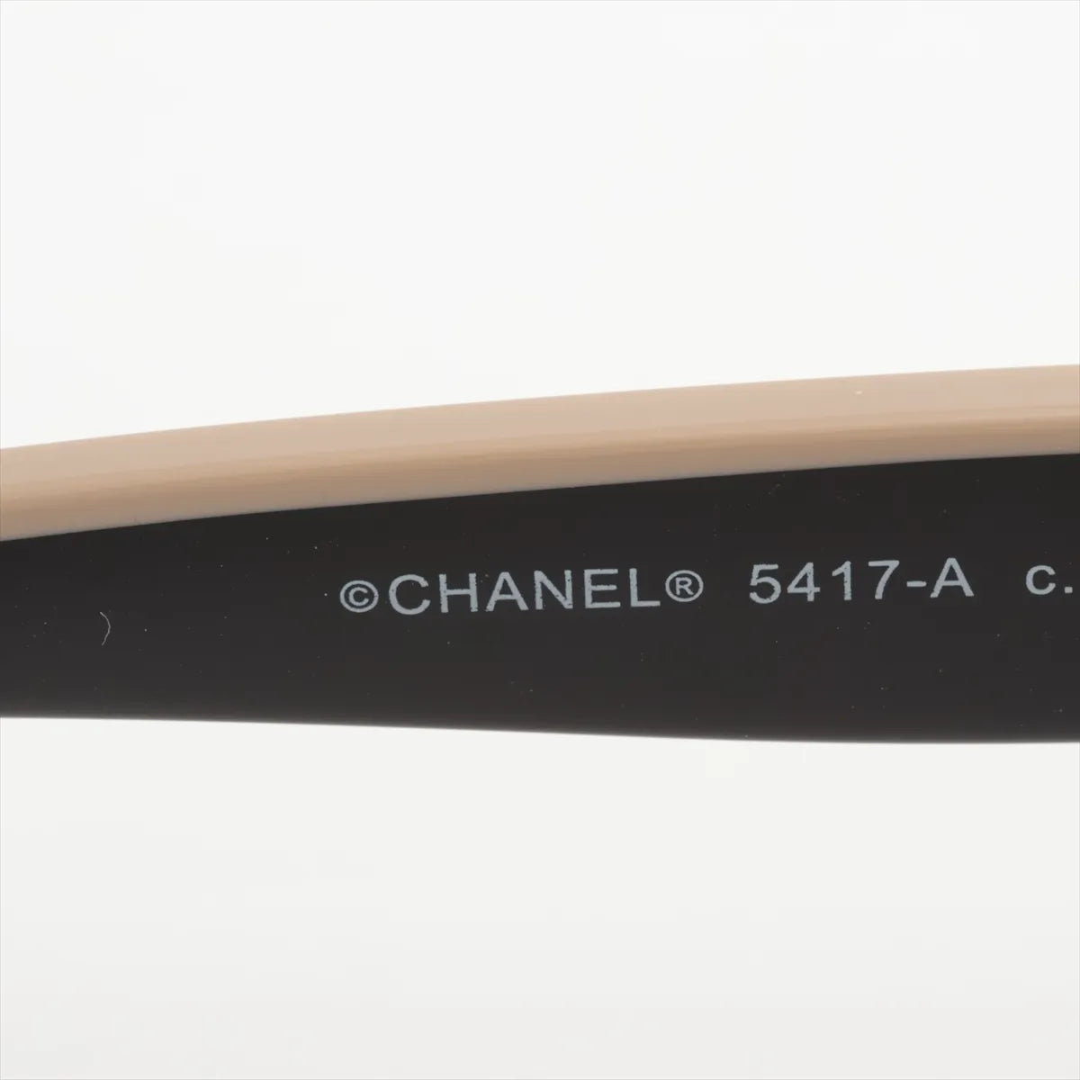 Chanel – Lunettes de soleil Coco Mark bicolore – Noir & beige – photo 4