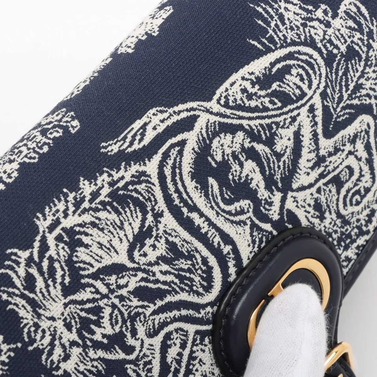 Christian Dior – Bobby Small en Toile de Jouy Fauves – Bleu marine – photo 9