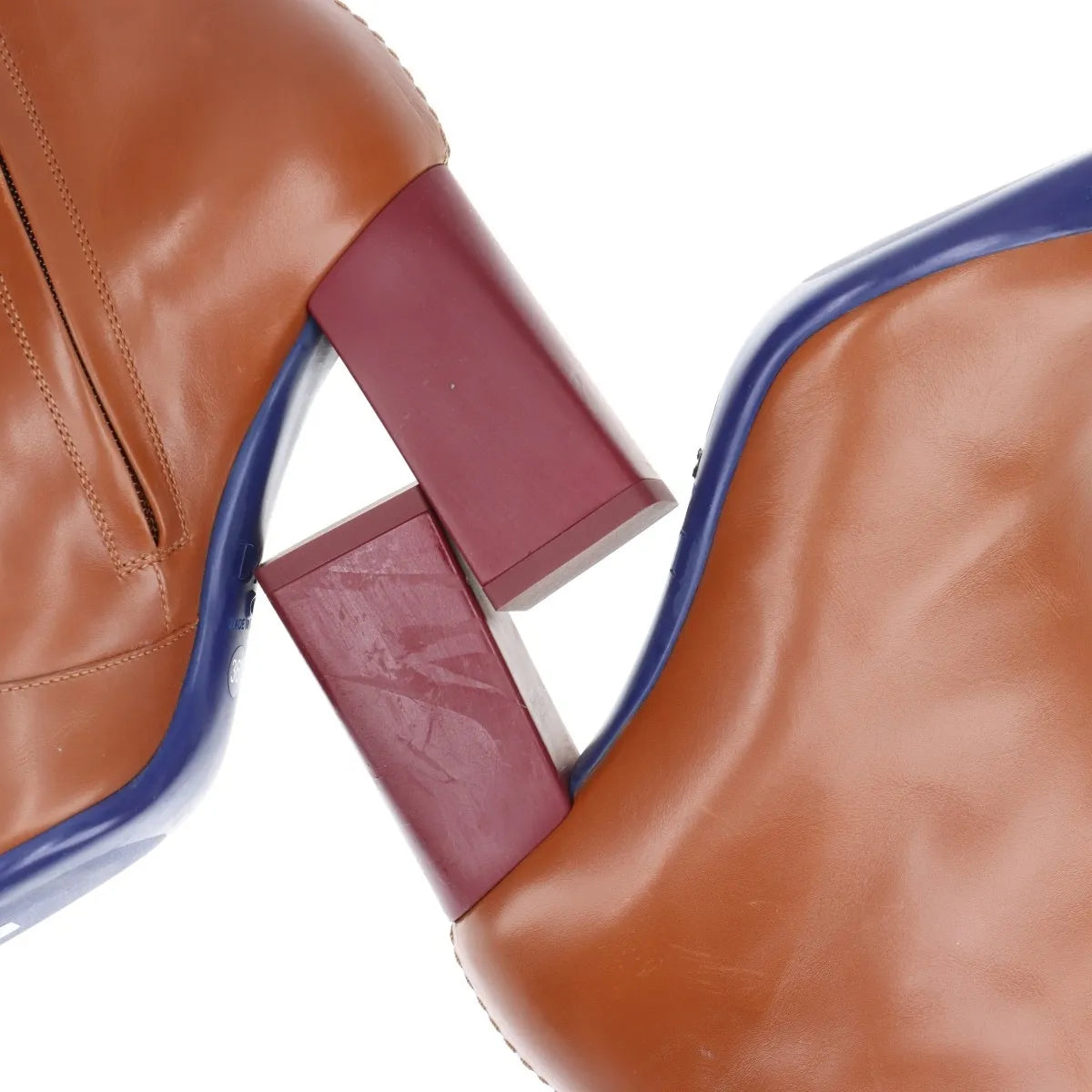 Christian Dior – Bottines en cuir marron – Talon bordeaux (T36.5) – photo 12