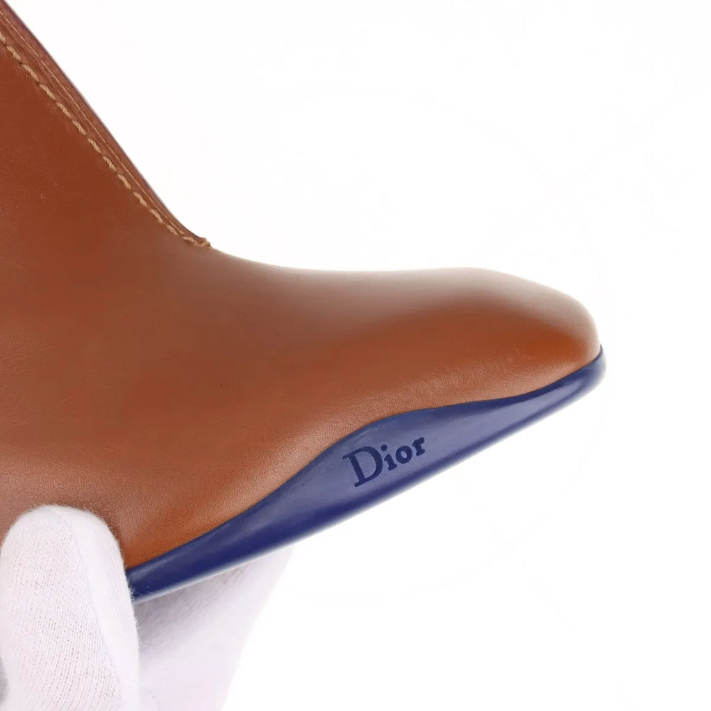Christian Dior – Bottines en cuir marron – Talon bordeaux (T36.5) – photo 18
