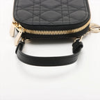 Christian Dior – Lady Dior Phone Holder Cannage Noir – détail anse supérieure et double zip