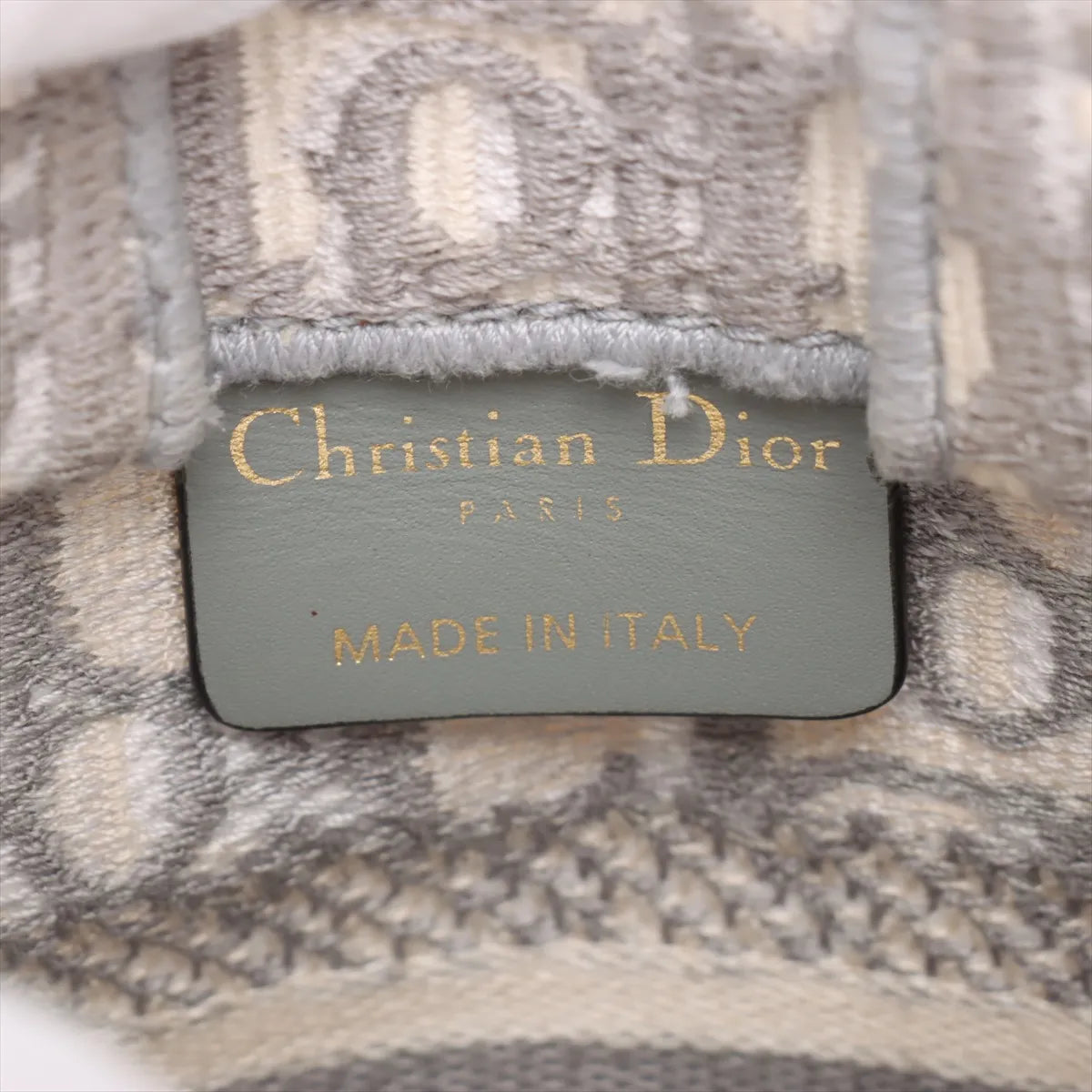 Christian Dior – Sac Vertical Book Tote Mini en toile Oblique – Gris – photo 9