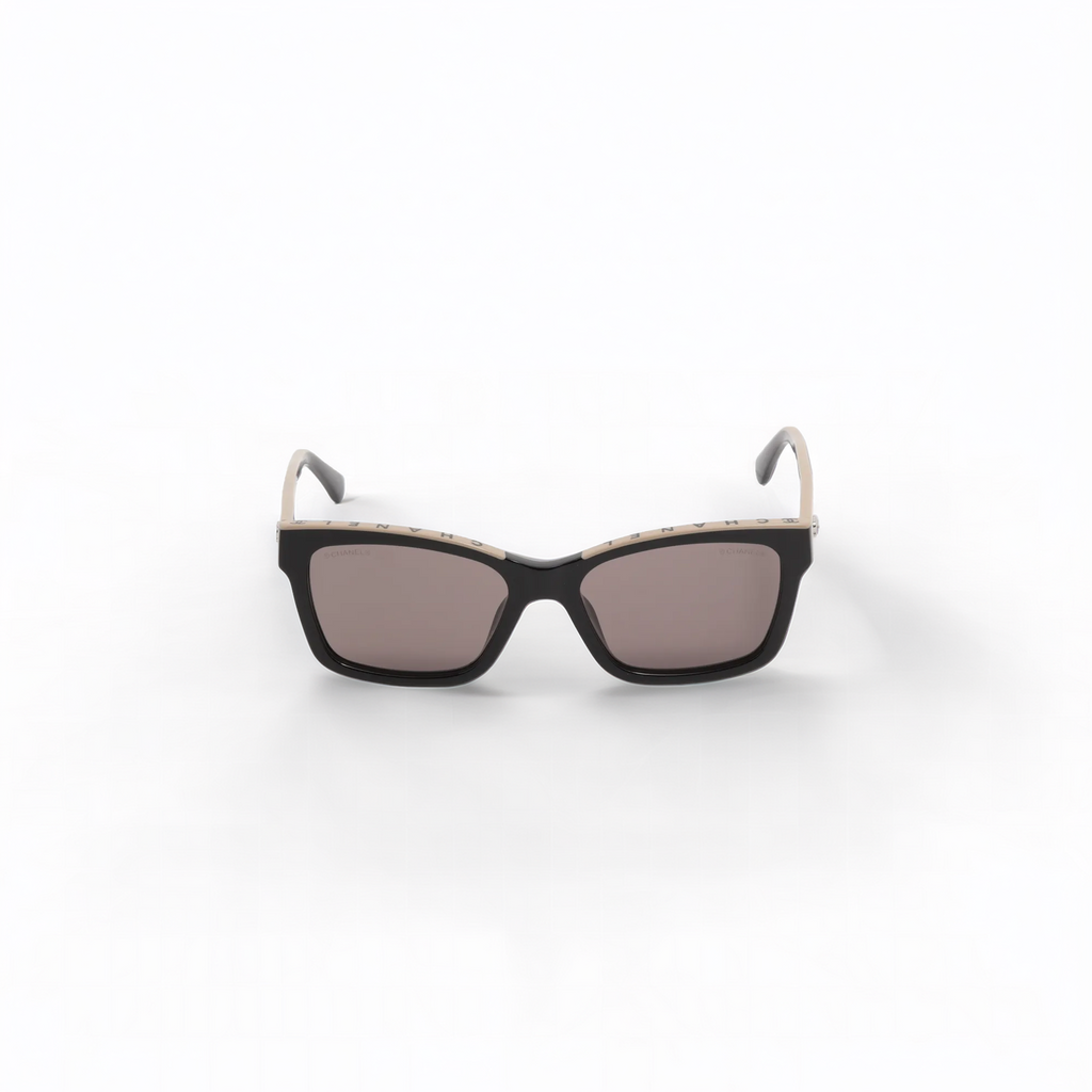 CHANEL Lunettes de Soleil