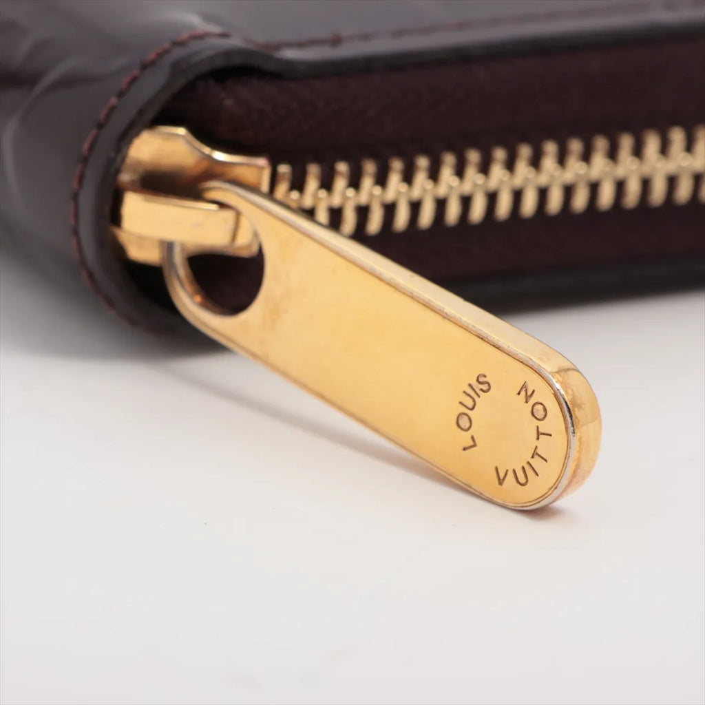 Louis Vuitton – Portefeuille zippé Vernis Monogram – Amarante – photo 10