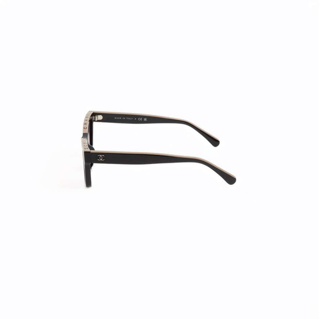 CHANEL Lunettes de Soleil