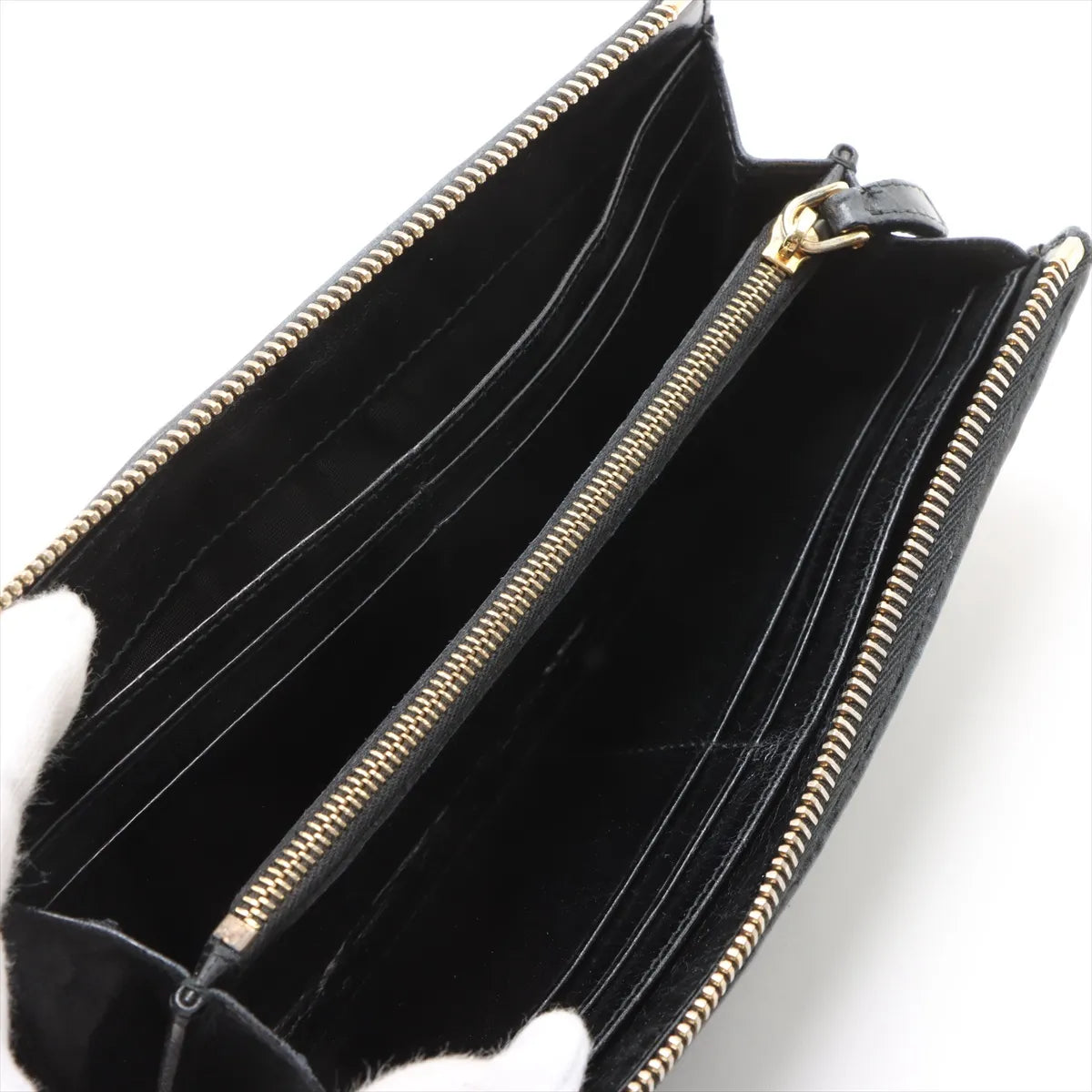 Miu Miu – Portefeuille long Matelassé L-Zip en cuir d'agneau – Noir – photo 3