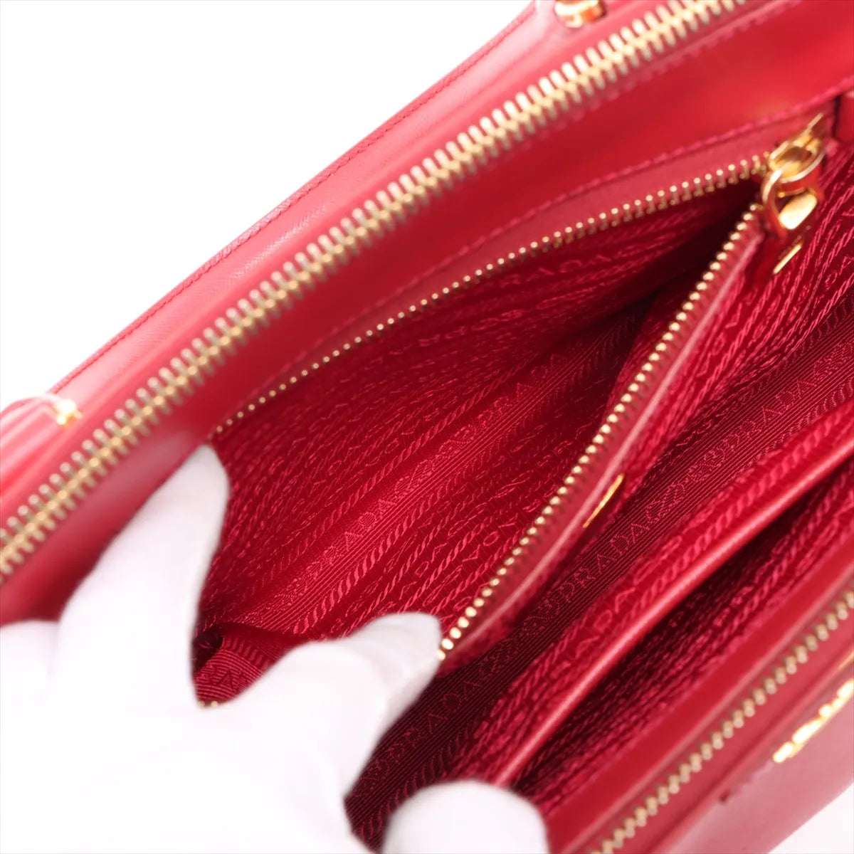 Prada – Galleria Double Zip medium en cuir Saffiano – Rouge – photo 10