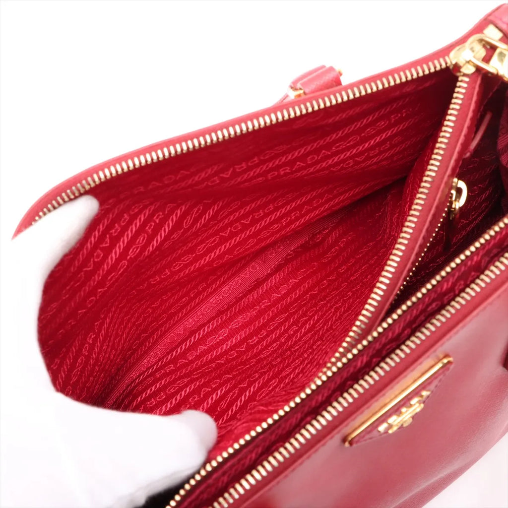 Prada – Galleria Double Zip medium en cuir Saffiano – Rouge – photo 12