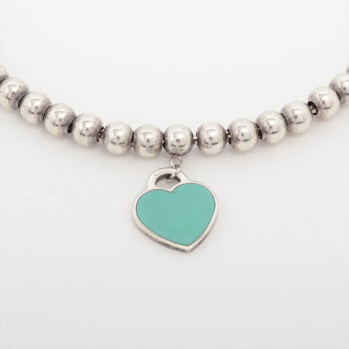 Tiffany & Co – Bracelet Return to Tiffany à billes & mini cœur émaillé – Argent 925 · Très Bon – photo 2